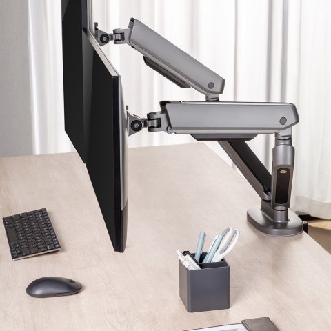 NANO RS UCHWYT GAMINGOWY NA DWA MONITORY LED RS166 NANO RS UCHWYT GAMINGOWY NA DWA MONITORY LED RS166