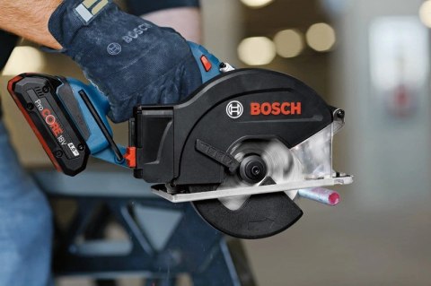 Pilarka tarczowa 18V 136mm aku BOSCH 06016B8002 Pilarka tarczowa 18V 136mm aku BOSCH 06016B8002