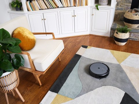 Robot sprzątający iRobot Roomba i1+ (i1556) Robot sprzątający iRobot Roomba i1+ (i1556)