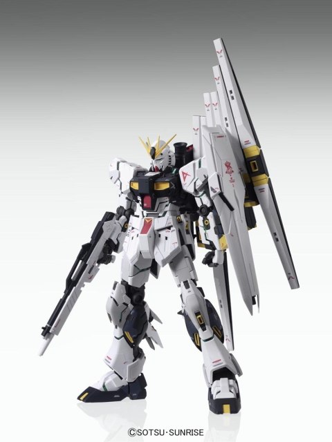 Figurka kolekcjonerska BANDAI MG 1/100 NU GUNDAM Ver. Ka Figurka kolekcjonerska BANDAI MG 1/100 NU GUNDAM Ver. Ka