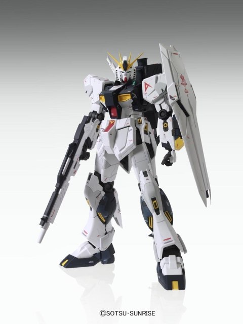 Figurka kolekcjonerska BANDAI MG 1/100 NU GUNDAM Ver. Ka Figurka kolekcjonerska BANDAI MG 1/100 NU GUNDAM Ver. Ka