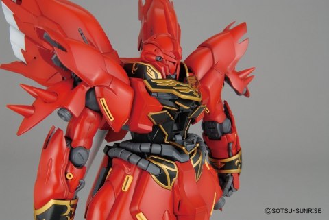 MG 1/100 MSN-06S SINANJU MG 1/100 MSN-06S SINANJU