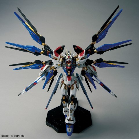 MGEX 1/100 STRIKE FREEDOM GUNDAM MGEX 1/100 STRIKE FREEDOM GUNDAM