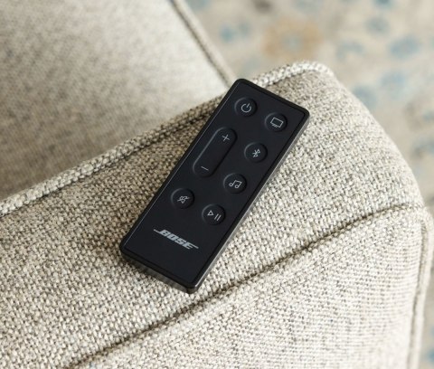 Soundbar Bose 600 Black (WYPRZEDAŻ) Soundbar Bose 600 Black (WYPRZEDAŻ)