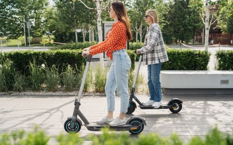 Motus Hulajnoga Elektryczna Scooty 10 2022 Motus Hulajnoga Elektryczna Scooty 10 2022