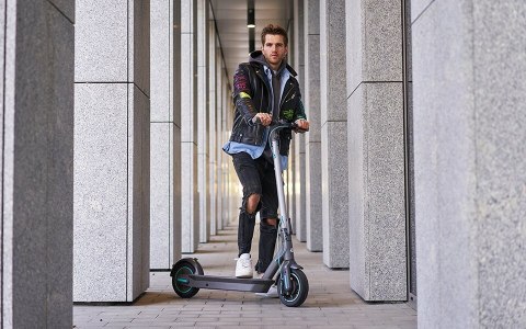 Motus Hulajnoga Elektryczna Scooty 10 2022 Motus Hulajnoga Elektryczna Scooty 10 2022