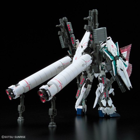 Figurka kolekcjonerska BANDAI RG 1/144 FULL ARMOR UNICORN GUNDAM Figurka kolekcjonerska BANDAI RG 1/144 FULL ARMOR UNICORN GUNDAM