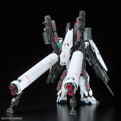 Figurka kolekcjonerska BANDAI RG 1/144 FULL ARMOR UNICORN GUNDAM Figurka kolekcjonerska BANDAI RG 1/144 FULL ARMOR UNICORN GUNDAM