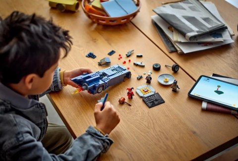 LEGO Super Heroes 76274 Batman z batmobilem kontra Harley Quinn i Mr. Freeze LEGO Super Heroes 76274 Batman z batmobilem kontra Harley Quinn i Mr. Freeze