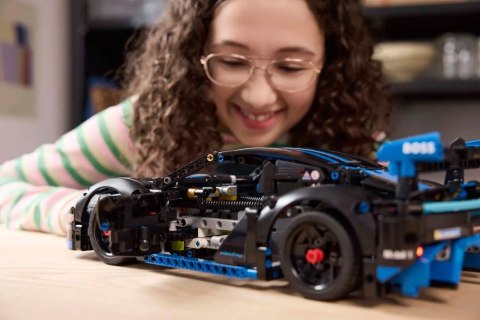 LEGO Technic 42176 Samochód wyścigowy Porsche GT4 e-Performance LEGO Technic 42176 Samochód wyścigowy Porsche GT4 e-Performance