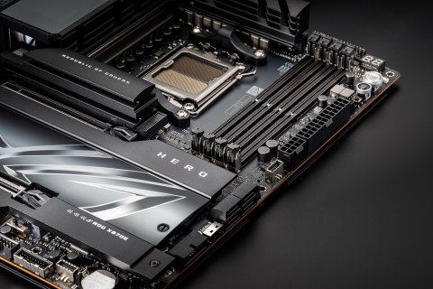 Płyta główna ASUS ROG CROSSHAIR X870E HERO Płyta główna ASUS ROG CROSSHAIR X870E HERO