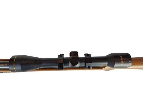 Karabinek wiatrówka BEEMAN 10620 4,5mm spr.1-strzał z lunetą 6x40 do17J (B-10620) Karabinek wiatrówka BEEMAN 10620 4,5mm spr.1-strzał z lunetą 6x40 do17J (B-10620)