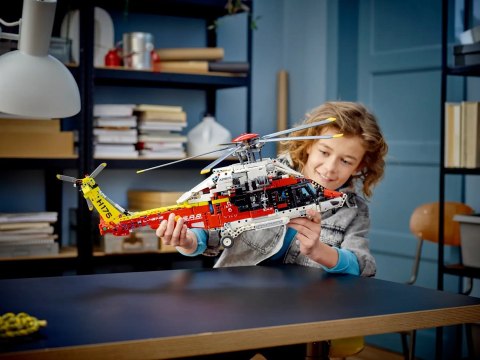 LEGO 42145 Helikopter ratunkowy Airbus H175 LEGO 42145 Helikopter ratunkowy Airbus H175