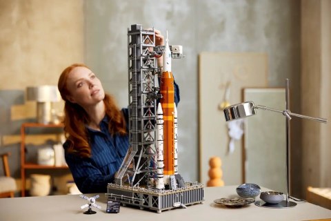 LEGO Icons 10341 Rakieta SLS NASA Artemis LEGO Icons 10341 Rakieta SLS NASA Artemis
