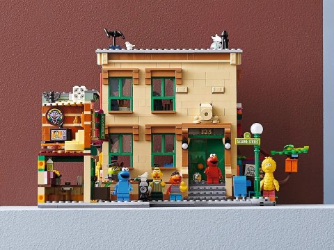 LEGO Ideas 21324 123 Ulica Sezamkowa LEGO Ideas 21324 123 Ulica Sezamkowa