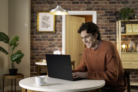 ASUS Vivobook S 16 OLED S5606MA-MX119W Ultra 7 155H 16.0" 3.2K 120Hz 400nits 32GB LPDDR5X SSD1TB Intel Arc Graphics WLAN+BT cam1 ASUS Vivobook S 16 OLED S5606MA-MX119W Ultra 7 155H 16.0" 3.2K 120Hz 400nits 32GB LPDDR5X SSD1TB Intel Arc Graphics WLAN+BT cam1