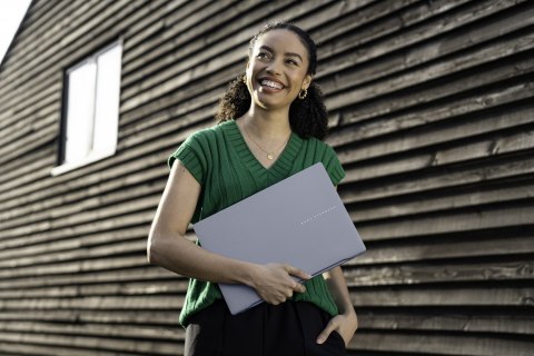 ASUS Vivobook S 16 OLED S5606MA-MX119W Ultra 7 155H 16.0" 3.2K 120Hz 400nits 32GB LPDDR5X SSD1TB Intel Arc Graphics WLAN+BT cam1 ASUS Vivobook S 16 OLED S5606MA-MX119W Ultra 7 155H 16.0" 3.2K 120Hz 400nits 32GB LPDDR5X SSD1TB Intel Arc Graphics WLAN+BT cam1