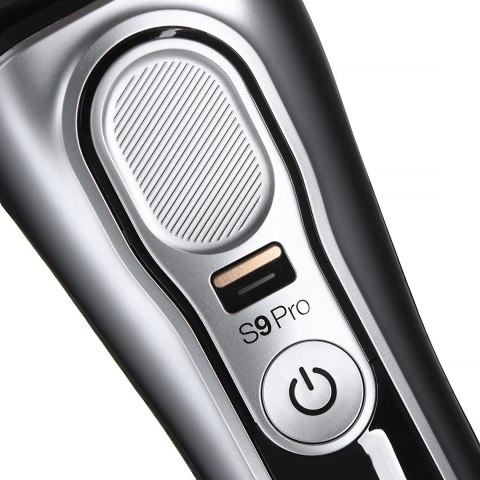 Golarka Braun 9477CC Seria 9 Pro+ Silver Box Golarka Braun 9477CC Seria 9 Pro+ Silver Box