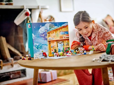 LEGO 42637 Friends Kalendarz adwentowy 2024 LEGO 42637 Friends Kalendarz adwentowy 2024
