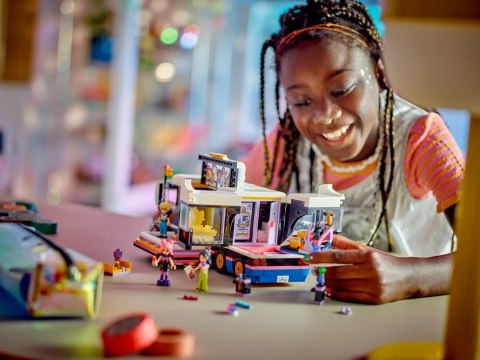 LEGO Friends 42619 Autobus koncertowy gwiazdy popu LEGO Friends 42619 Autobus koncertowy gwiazdy popu
