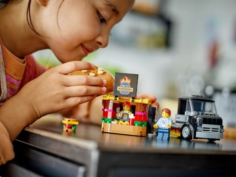 LEGO City 60404 Ciężarówka z burgerami LEGO City 60404 Ciężarówka z burgerami