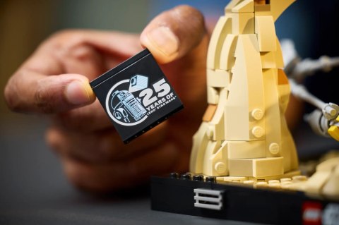 LEGO Star Wars 75380 Diorama: Wyścig ścigaczy w Mos Espa LEGO Star Wars 75380 Diorama: Wyścig ścigaczy w Mos Espa