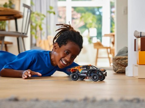 LEGO TECHNIC 42166 NEOM McLaren Extreme E Race Car LEGO TECHNIC 42166 NEOM McLaren Extreme E Race Car