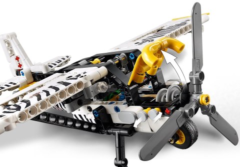 LEGO TECHNIC 42198 LEGO TECHNIC 42198