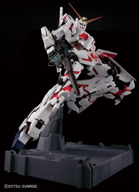PG 1/60 UNICORN GUNDAM PG 1/60 UNICORN GUNDAM