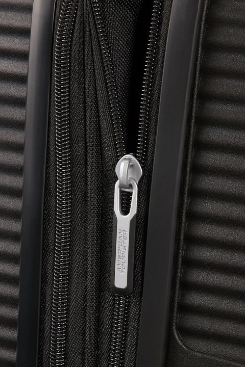 Mała kabinowa walizka American Tourister Soundbox EXP - bass black Mała kabinowa walizka American Tourister Soundbox EXP - bass black
