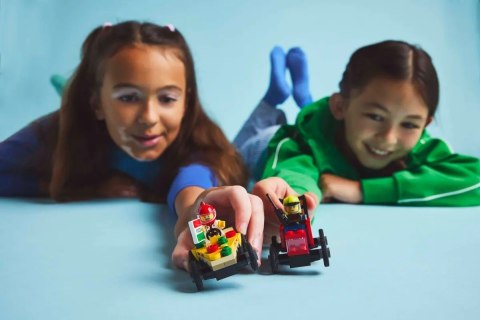 LEGO CITY 60458 Zestaw wyścigówek: pizza kontra wóz strażacki LEGO CITY 60458 Zestaw wyścigówek: pizza kontra wóz strażacki