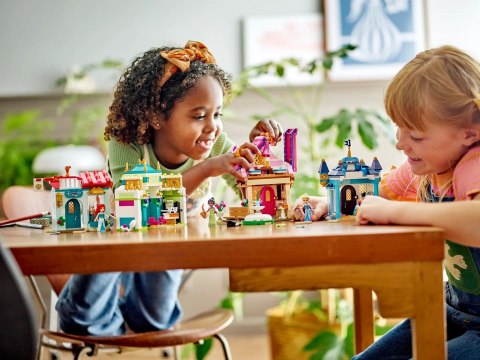 LEGO Disney 43246 Przygoda księżniczki Disneya na targu LEGO Disney 43246 Przygoda księżniczki Disneya na targu