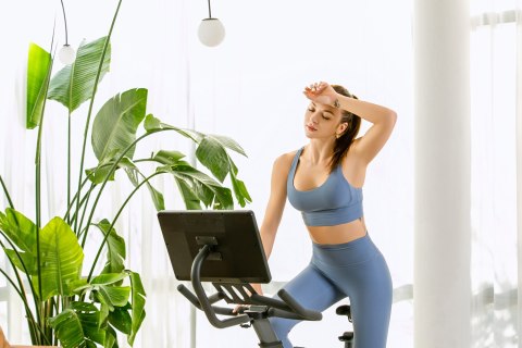 Rower stacjonarny, magnetyczny OVICX Q200X z ekranem dotykowym 15,6" TFT, WIFI bluetooth&app (WYPRZEDAŻ) Rower stacjonarny, magnetyczny OVICX Q200X z ekranem dotykowym 15,6" TFT, WIFI bluetooth&app (WYPRZEDAŻ)