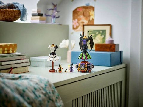 LEGO DISNEY CLASSIC 43262 Suknie Diaboliny i Cruelli de Mon LEGO DISNEY CLASSIC 43262 Suknie Diaboliny i Cruelli de Mon
