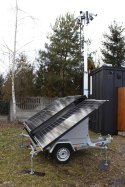 MOBILNEMASZTY.PL Przyczepa do monitoringu PV3 z zabudową z systemem na fotowoltaikę