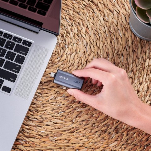 ADATA Adata Zewnętrzny dysk SSD SC750 2000G USB3.2C 1050/1000 MB/s
